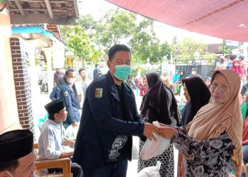 Pengurus Karang Taruna Desa Kota Jawa Laksanakan Kegiatan Sosial